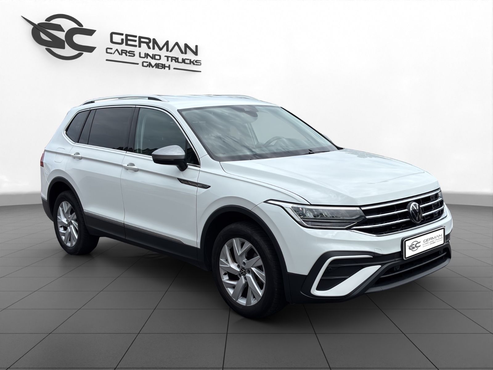 VW Tiguan Allspace 2.0 TDI 4MOTION R-Line 7Sitzer