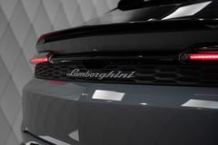 Urus 4.0 V8 SE GREY/BLACK ORANGE PANO B&amp;O