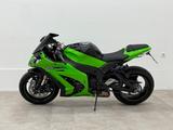 Kawasaki Ninja ZX-10R - KAWASAKI NINJA