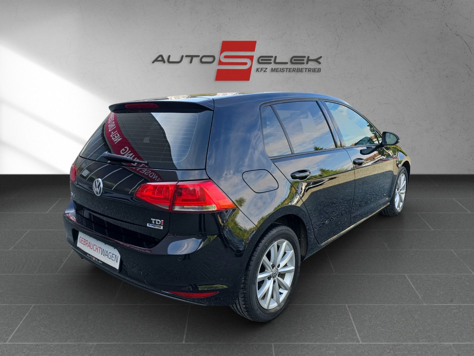 Fahrzeugabbildung Volkswagen Golf VII Trendline BMT/AHK/PDC/KLiMA/SZH