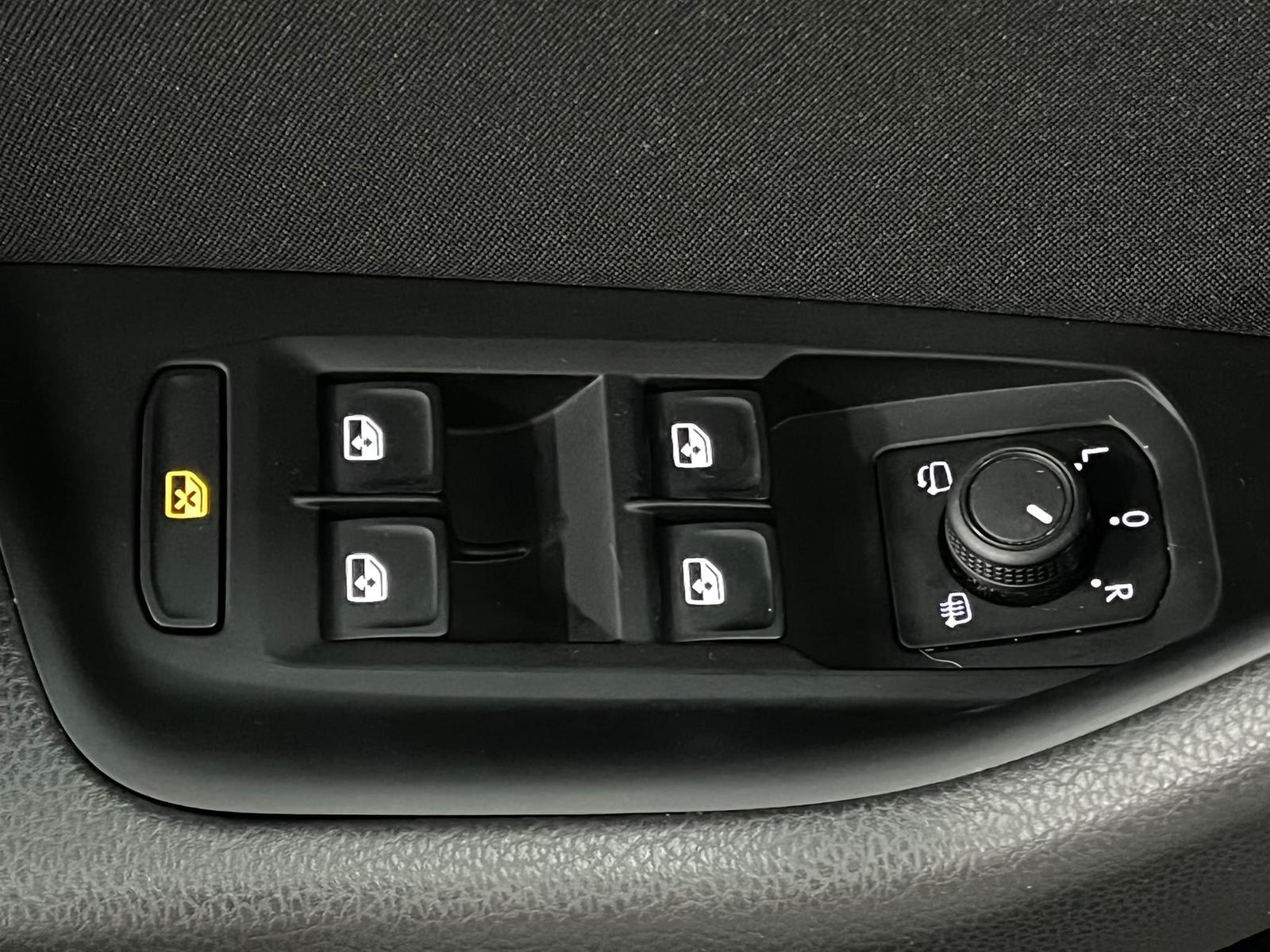 Volkswagen Passat 2.0 TDI SCR DSG 4M Business ACC, миниатюра 12