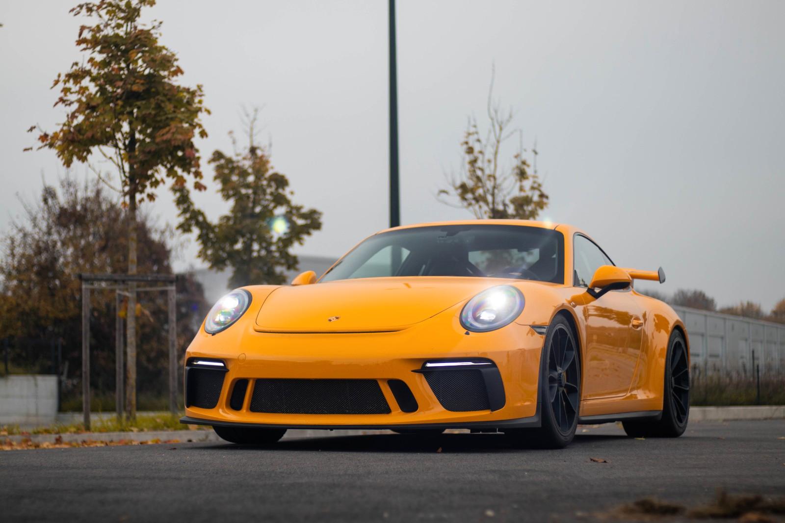 Porsche 911 GT3 PTS Signalgelb