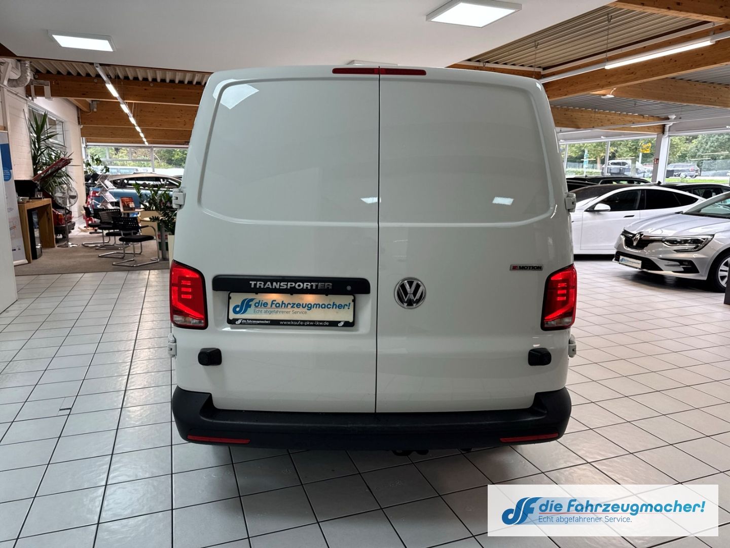 Fahrzeugabbildung Volkswagen T6.1 Transporter MIXTO Trendline lang 4Motion 2.