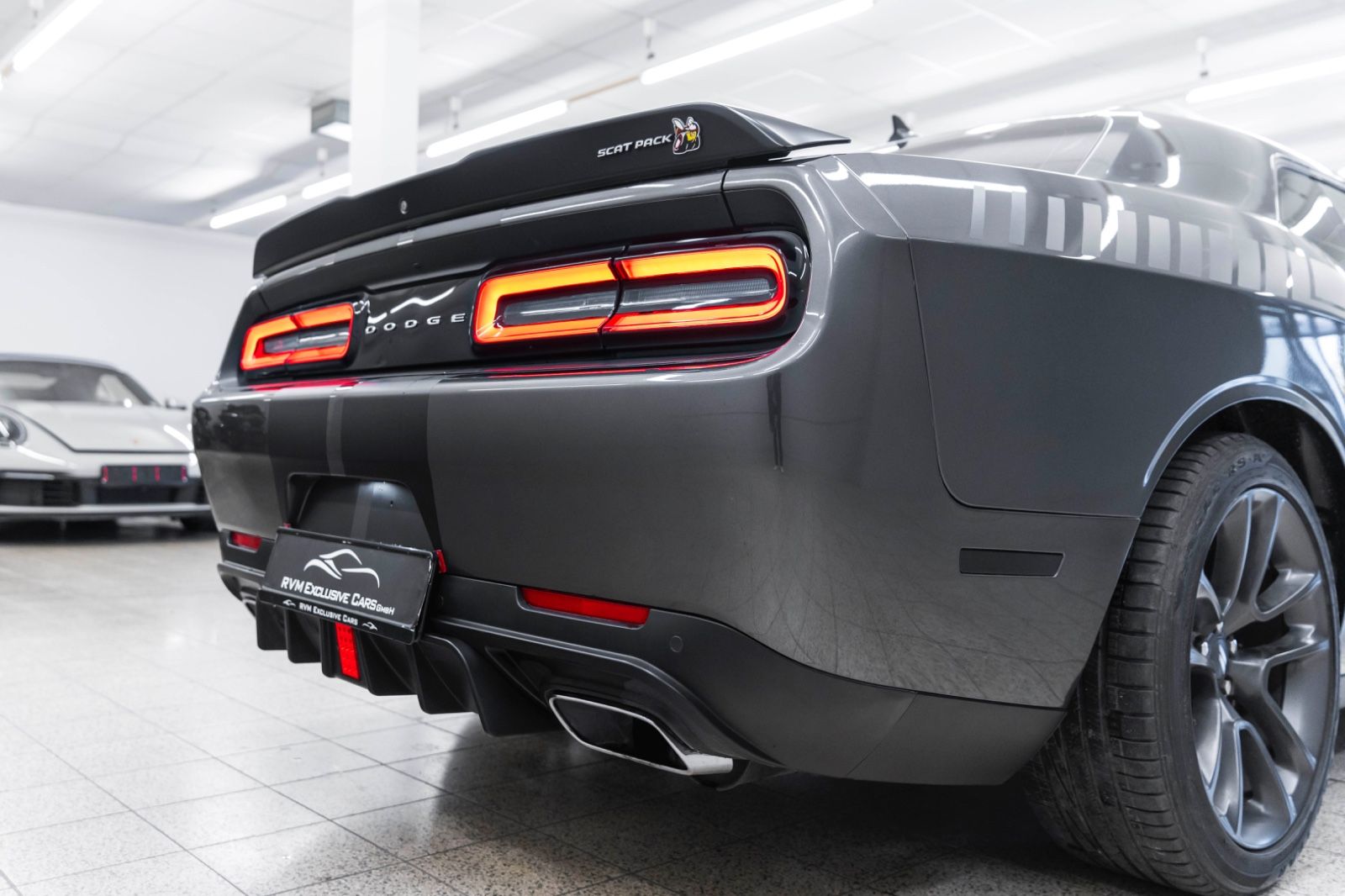 Fahrzeugabbildung Dodge Challenger 6.4 R/T SCAT PACK KAM ALPINE TOTW