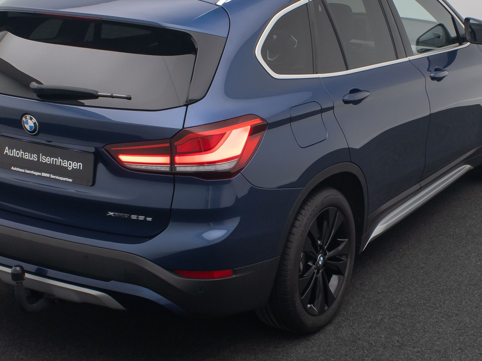 Fahrzeugabbildung BMW X1 xD25e xLine Panorama H/K Kamera DAB HUD Voll