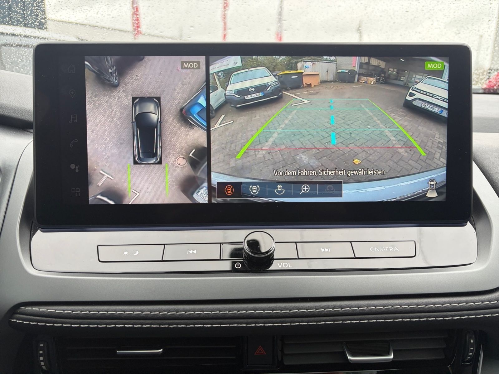 Fahrzeugabbildung Nissan Qashqai 1.3 DIG-T MHEV N-Connecta*Navi*SHZ*PANO*