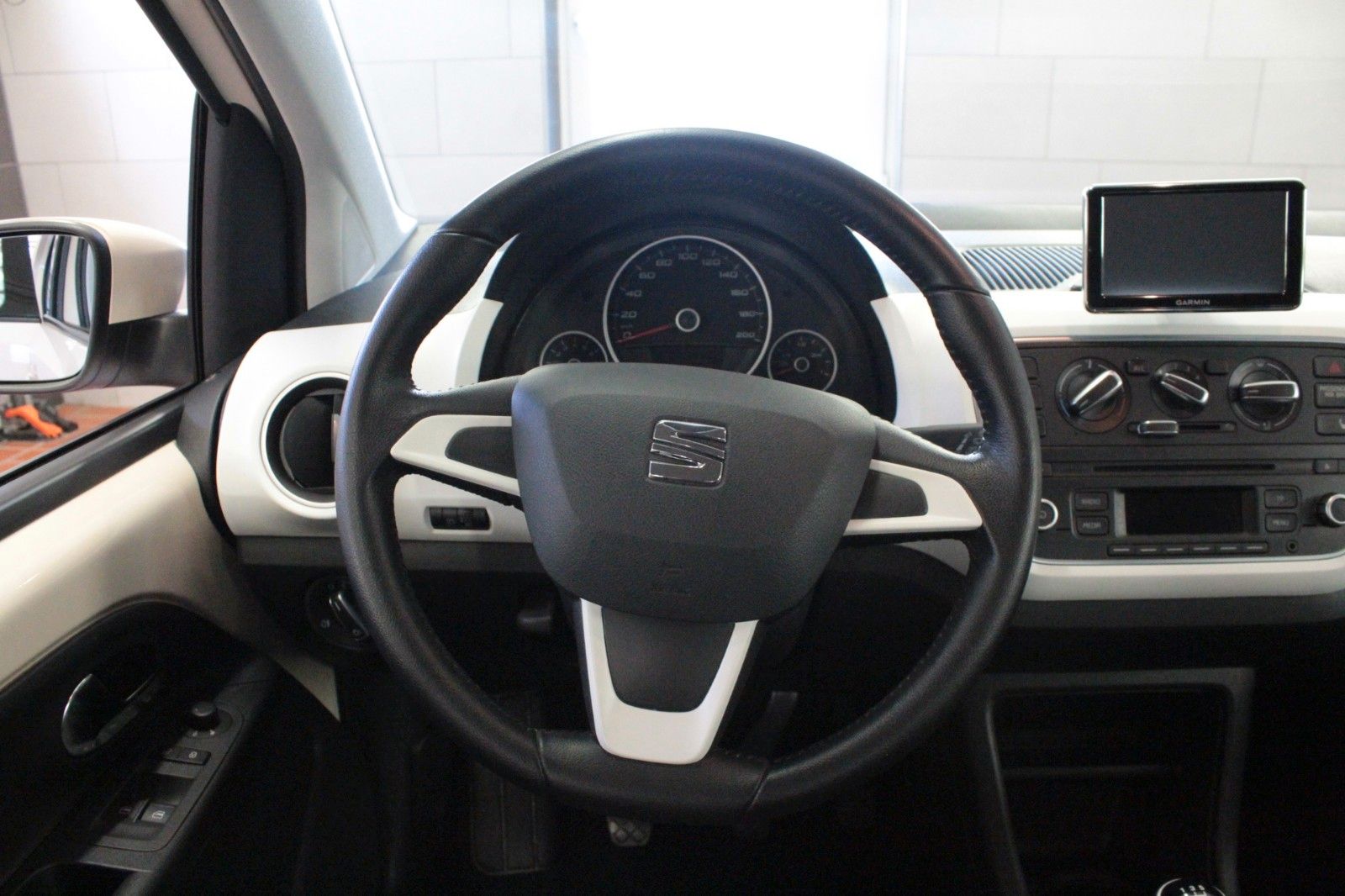 Fahrzeugabbildung SEAT Mii 1.0 Chic   5 türig  *Sitzheizung