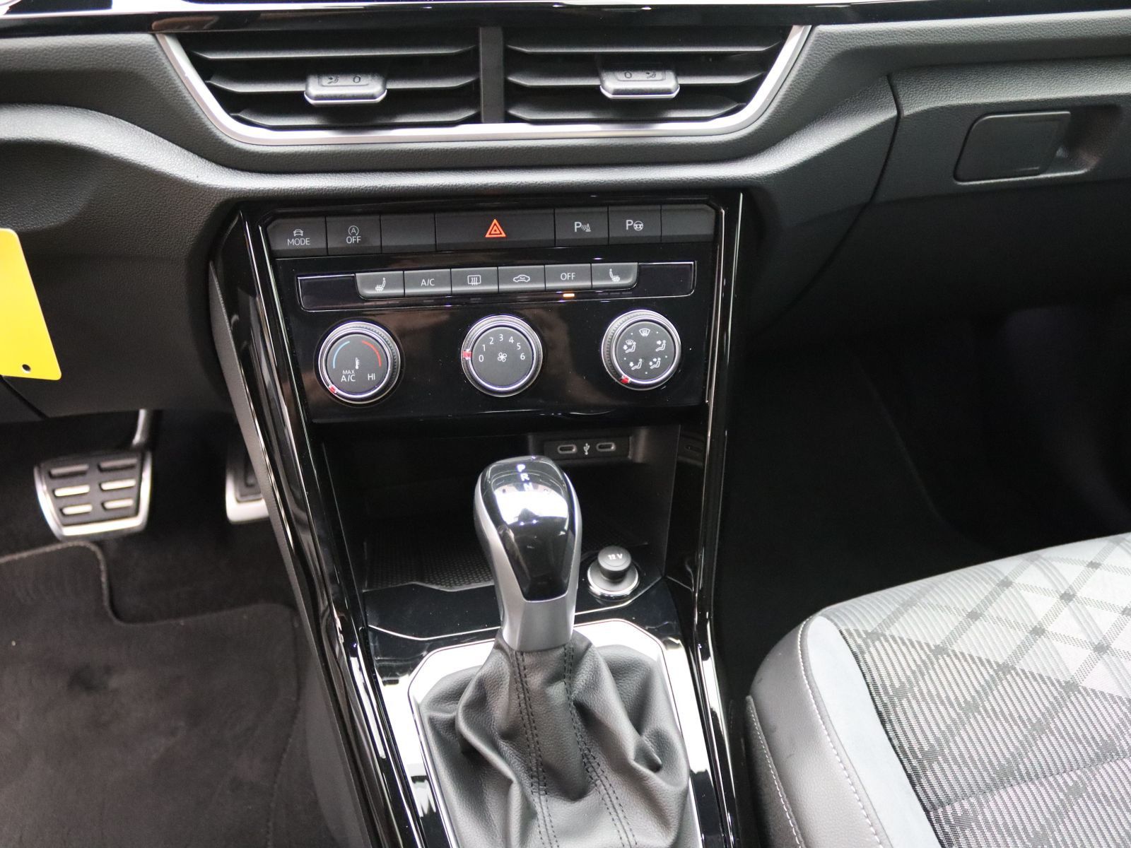 Volkswagen T-Roc - Bild 14