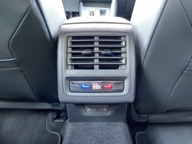 Golf VIII Goal 1.5 eTSI DSG/AHV/Matrix/RFK/NAVI