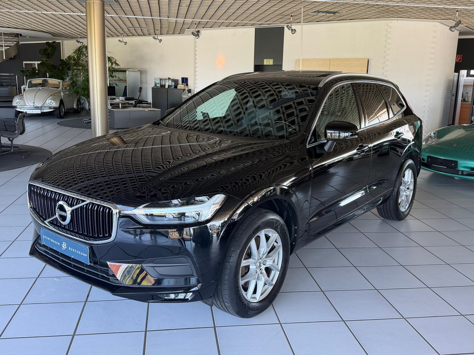 Volvo XC60 Momentum AWD 18"/PANO/HUD/KAMERA/PRO-PAKET/