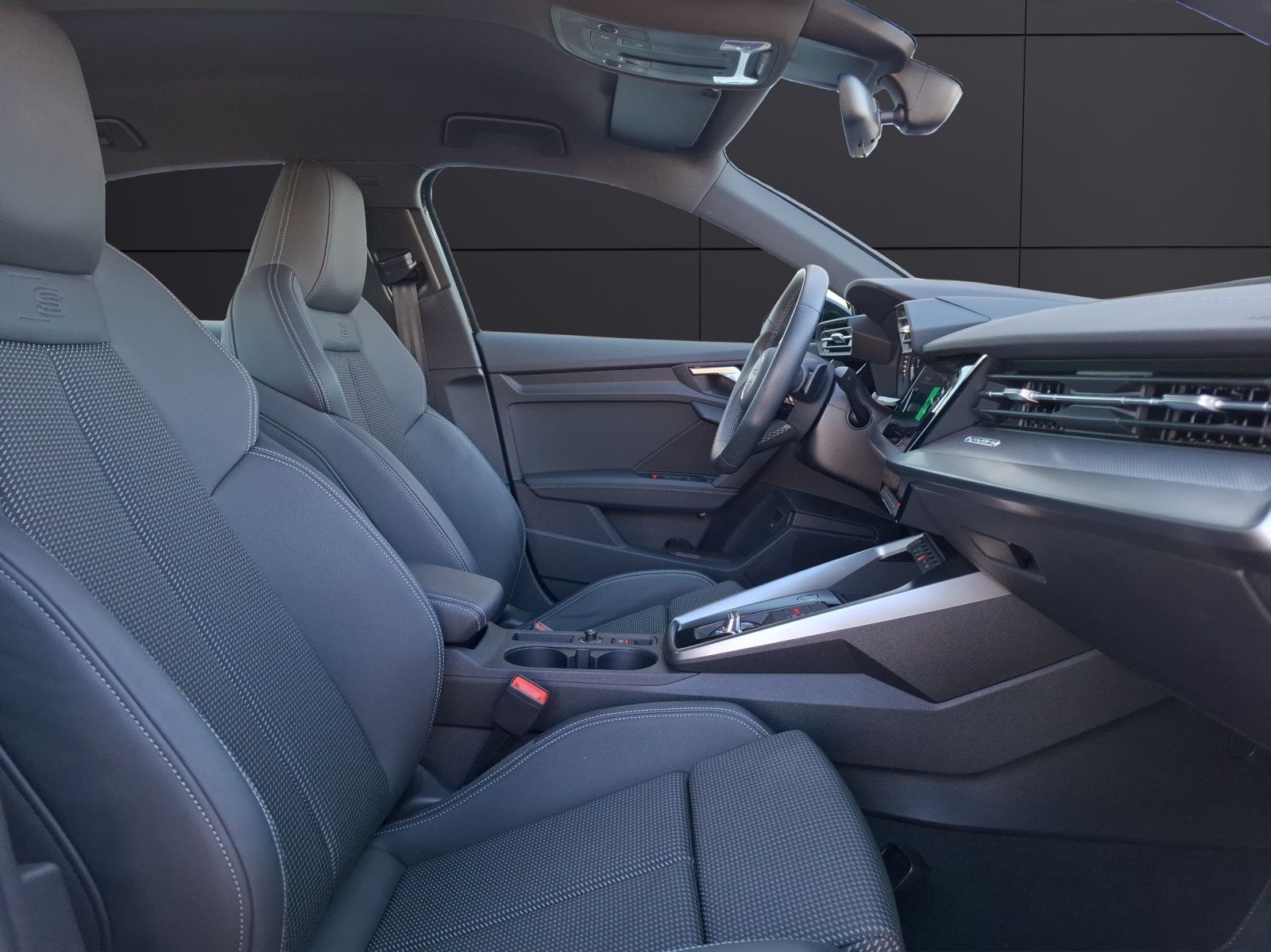 Fahrzeugabbildung Audi A3 Limousine 40 TFSI quattro S-line S-tronic Mat