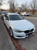 BMW 330d F31 Automatik 2013 - BMW 330 aus 2013 mit Diesel-Antrieb: Limousine