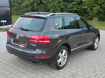 Volkswagen Touareg - 8