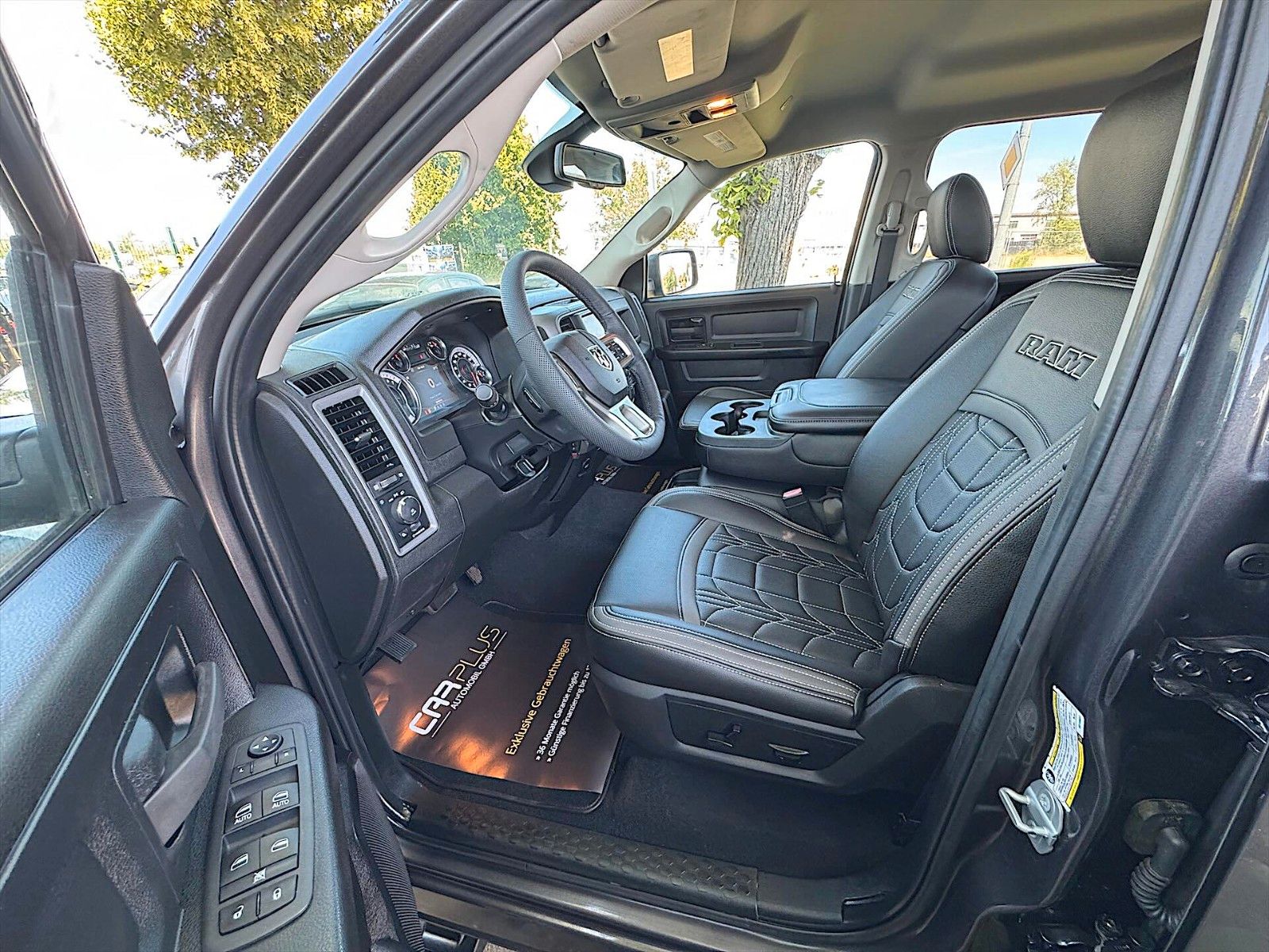 Fahrzeugabbildung Dodge RAM 5.7 V8 HEMI SPORT Offroad NIGHT 4x4 RAM BOX