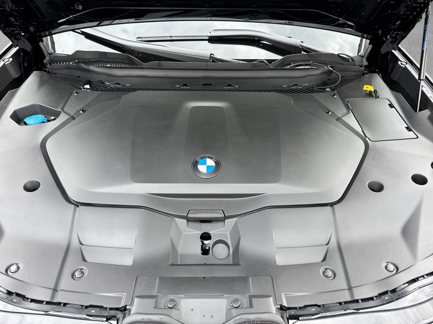 BMW iX3 40 M Sport Pro LMR 22'' HUD AHK Soundsystem 