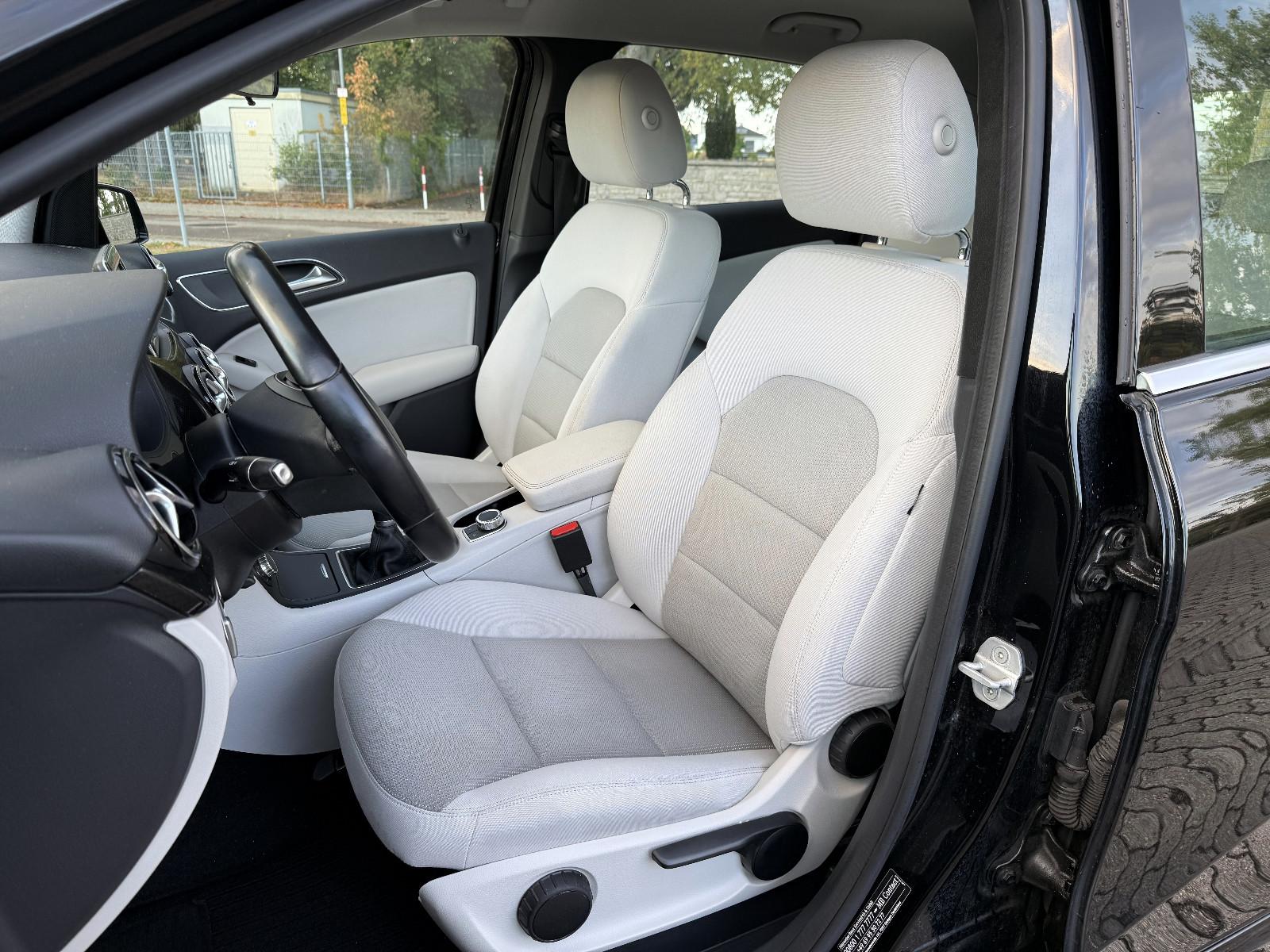 Mercedes-Benz B 200 kamera