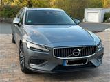 Volvo V60 T4 Geartronic Inscription  - Volvo V60: Von Privat
