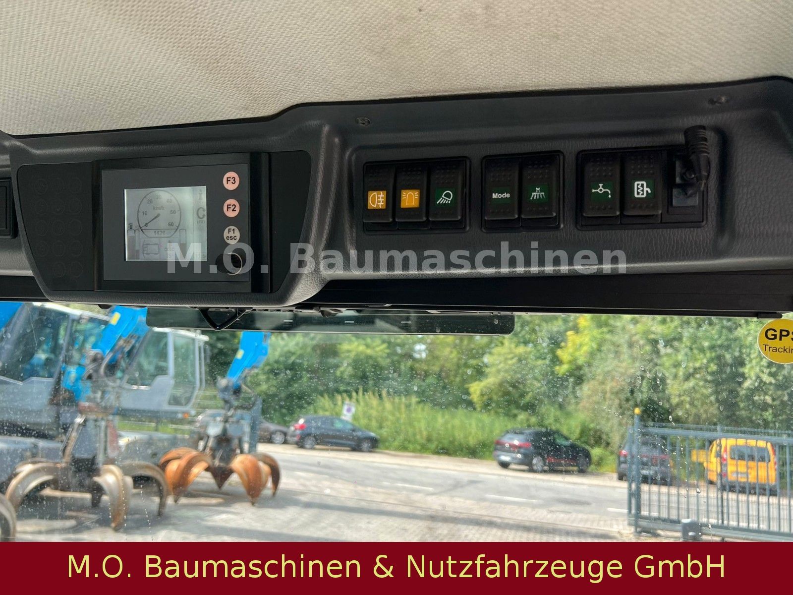 Fahrzeugabbildung Schmidt AEBI Schmidt Swingo 200 / Kehrmaschine /