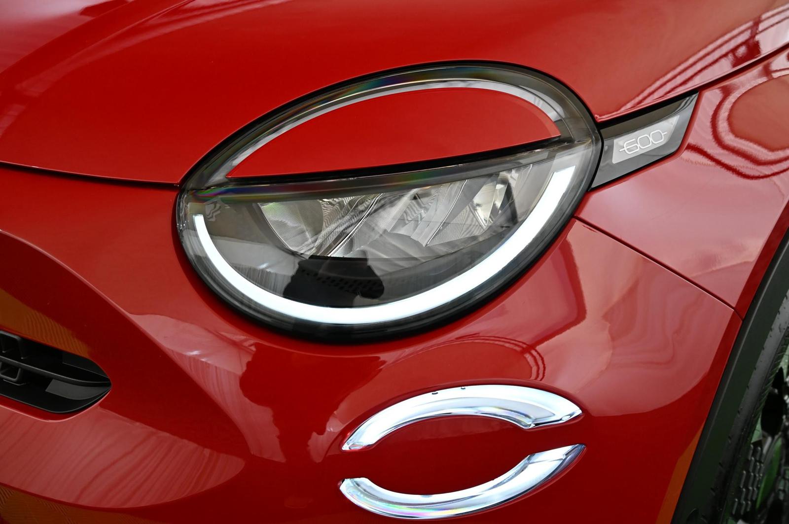 Fiat 600 1.2 Hybrid 101 DCT6 La Prima LED/NAVI/SHZ/18
