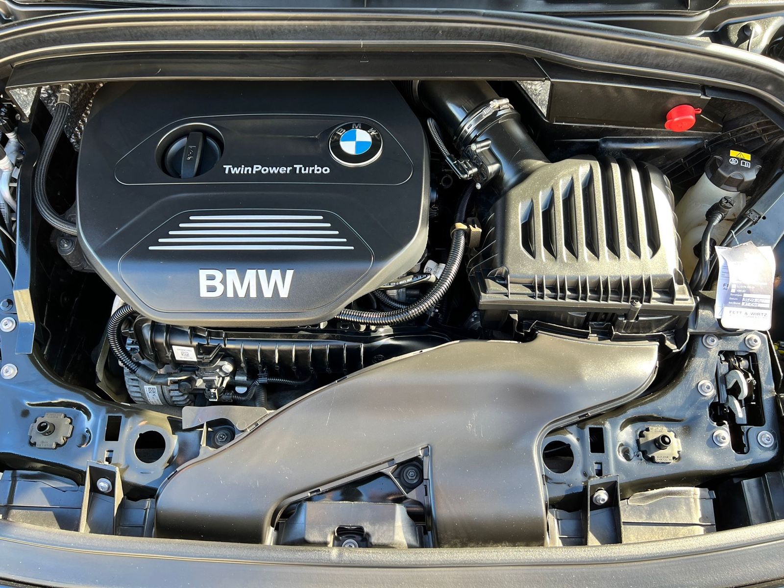 Fahrzeugabbildung BMW 218 Gran Tourer Bluetooth PDC Tempomat
