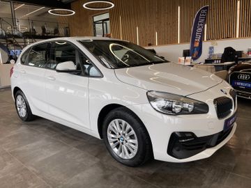 BMW 218d Active Tourer *NAVI*1.HAND*19%*PDC*SHZ*