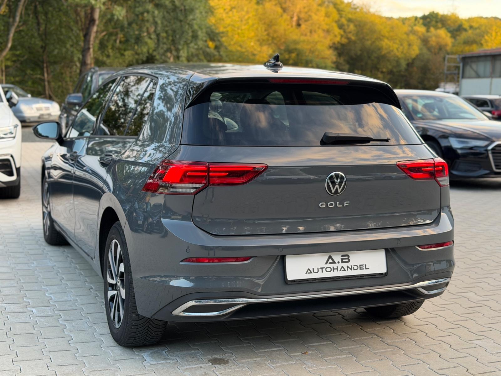 Volkswagen Golf VIII Lim. Active/LED/NAVI/Alu/Top Zustand., миниатюра 9