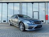 Mercedes-Benz E 250 CDI Coupé | AMG Paket  - Mercedes-Benz 250: 250c
