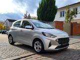 Hyundai i10 1.2 Trend SITZHZG LENKRADHZG SPURH KLIMA - gebrauchte Hyundai i10 aus dem Jahr 2022