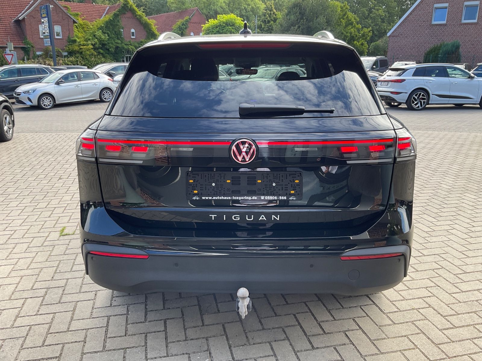 Fahrzeugabbildung Volkswagen Tiguan 2.0 TDI ENERGY,AHK,Navi,IQLight,Kamera