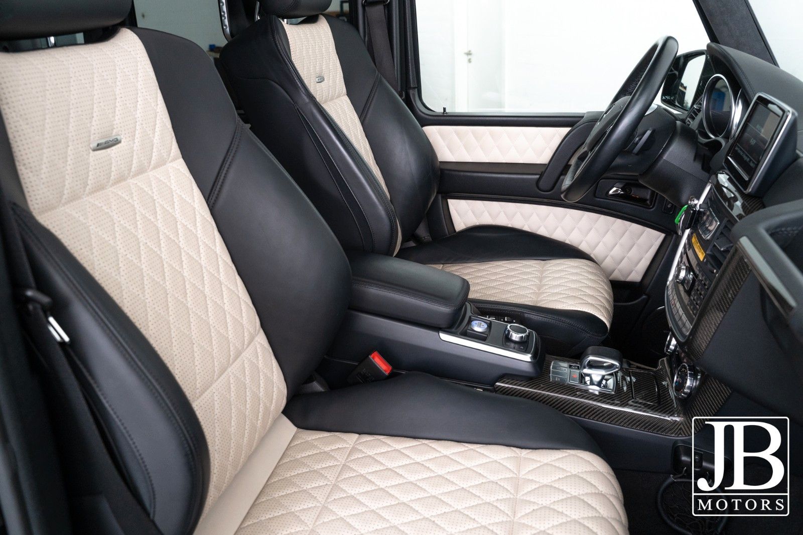 Fahrzeugabbildung Mercedes-Benz G63 AMG Designo Brabus TV Carbon