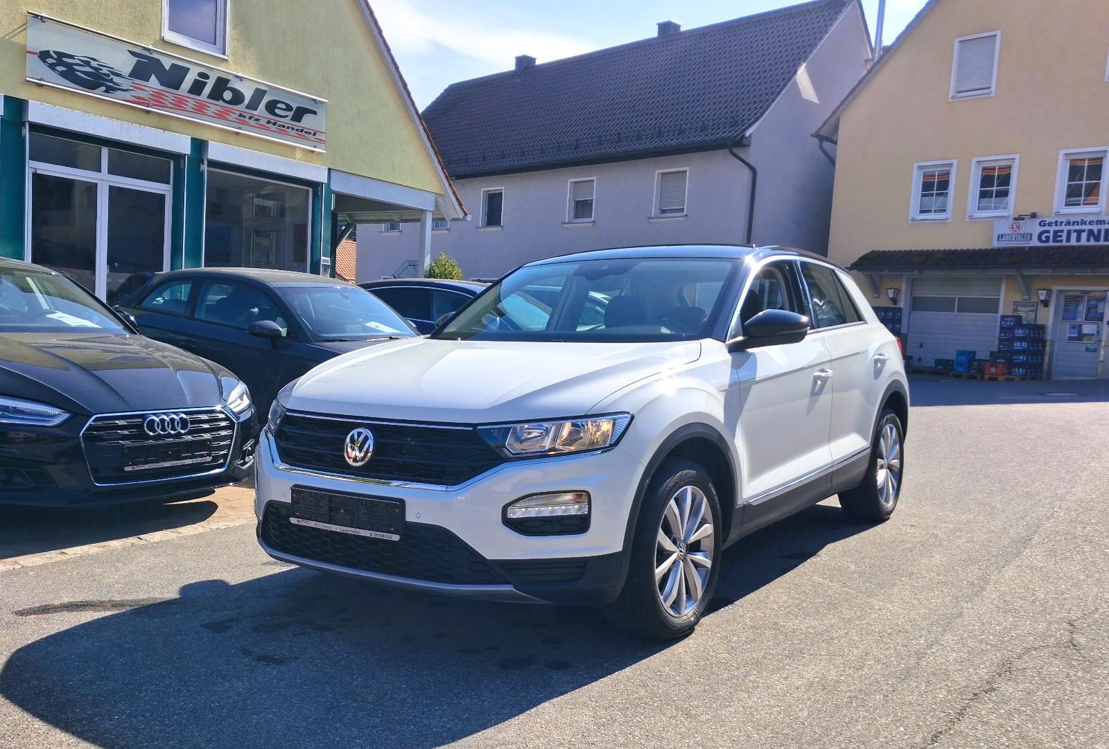 Volkswagen T-Roc 1.5 TSI Style  PDC+SITZHEIZUNG+AHK