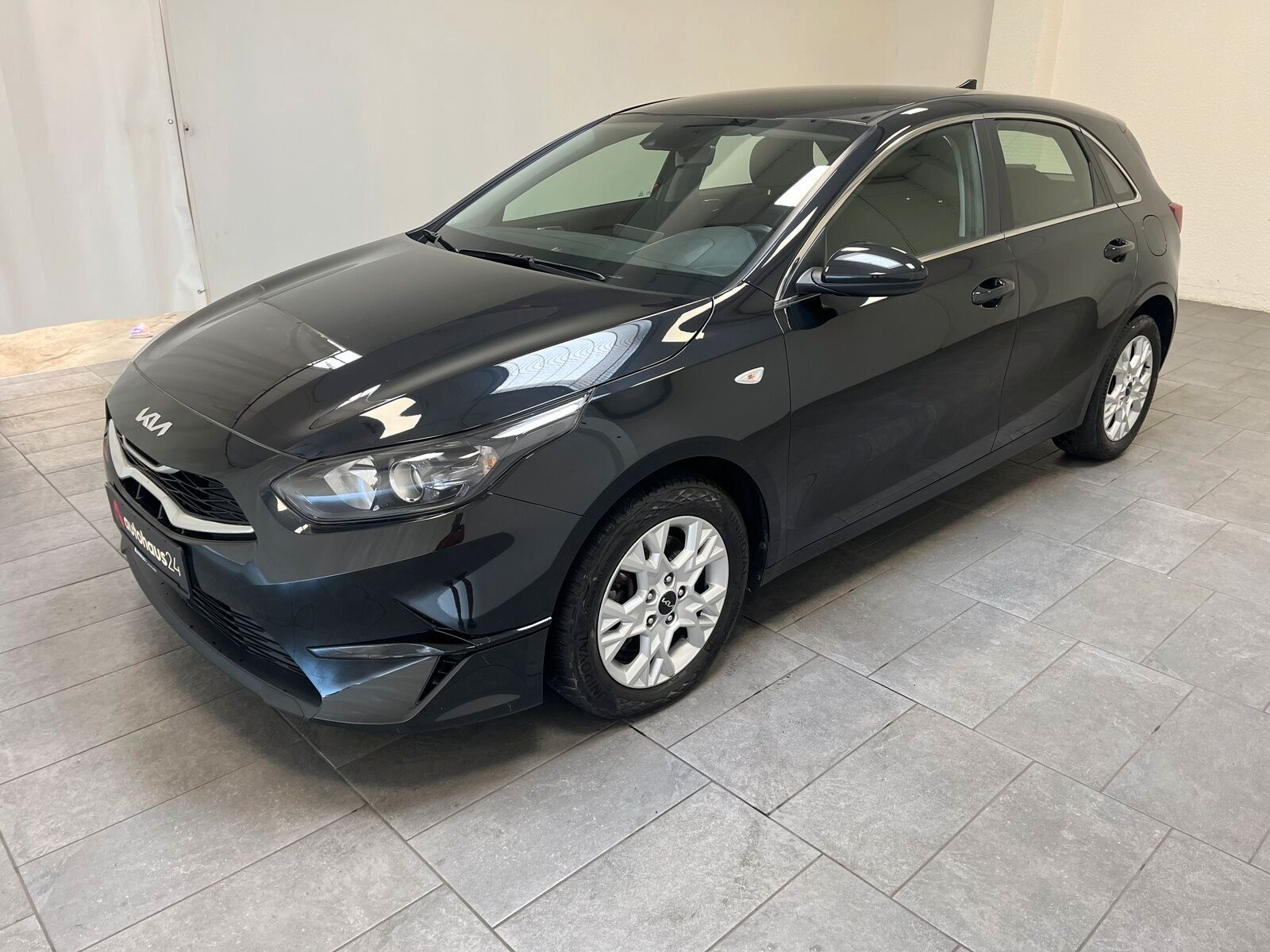 Kia Ceed 1.6 CRDi Vision|Navi|CAM|Lenkrhzg. imagem 3