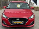 Hyundai i30 cw 1.6 CRDi Trend AUTOMATIK+LED+NAVI+KAMERA - Hyundai i30 mit Diesel-Antrieb: Kombi