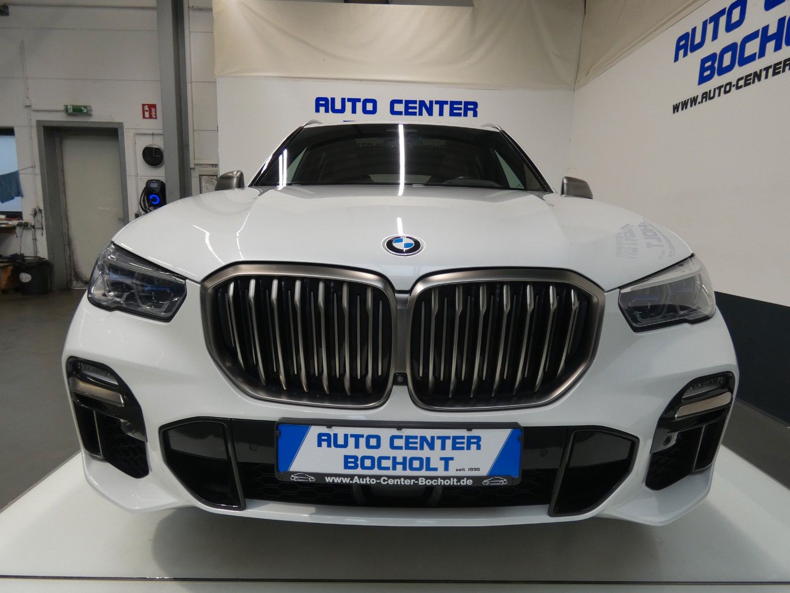 BMW X5 M50i*Panorama*HUD*DAB*AHK*Standheizung