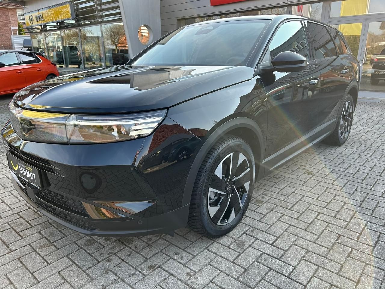 Fahrzeugabbildung Opel Grandland 1.2 48V Mild-Hybrid 100 kW GS