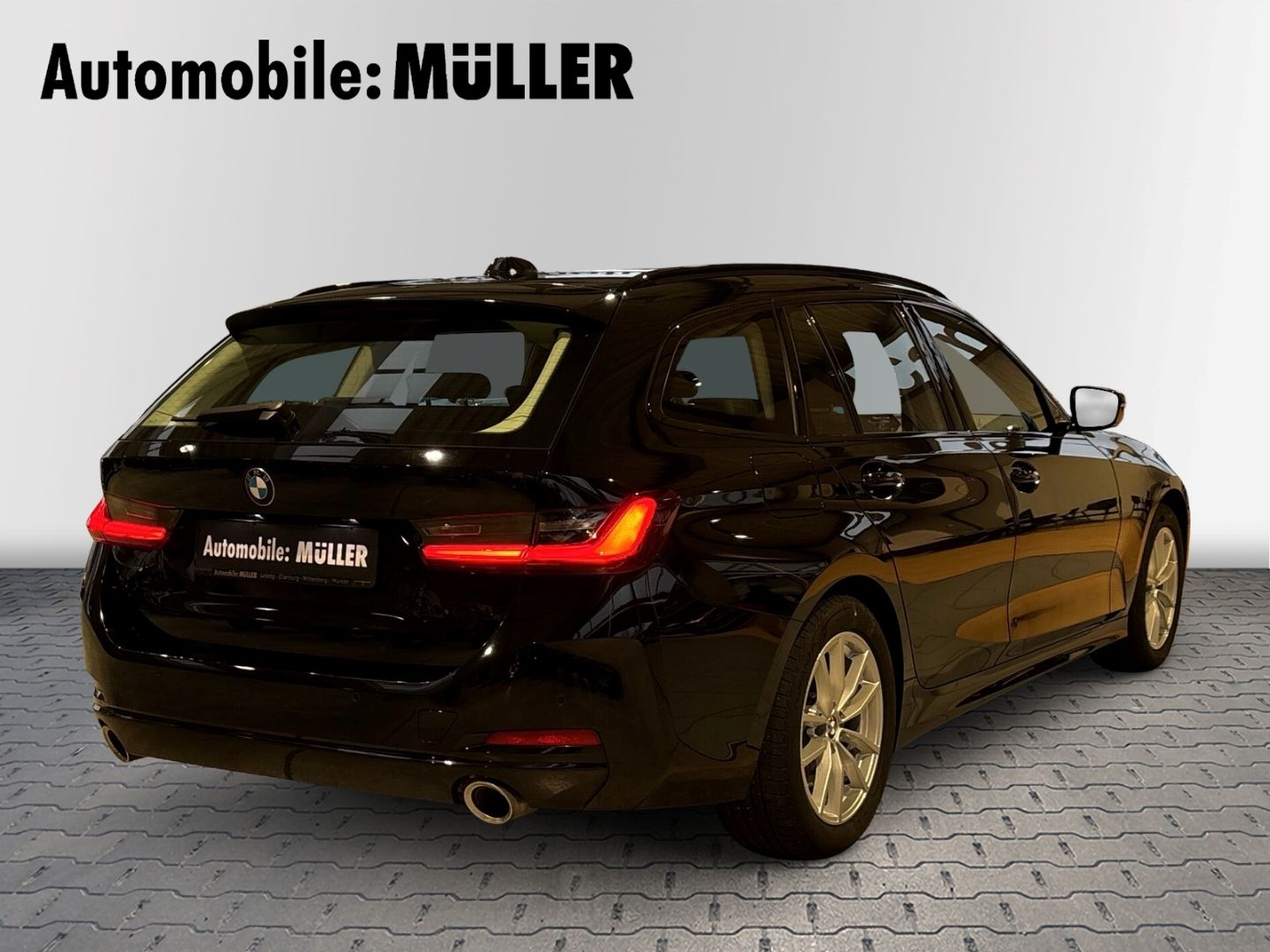 BMW 320 i Touring Sport-Aut.+LED+DAB+PDC+DIGITAL COC foto 8