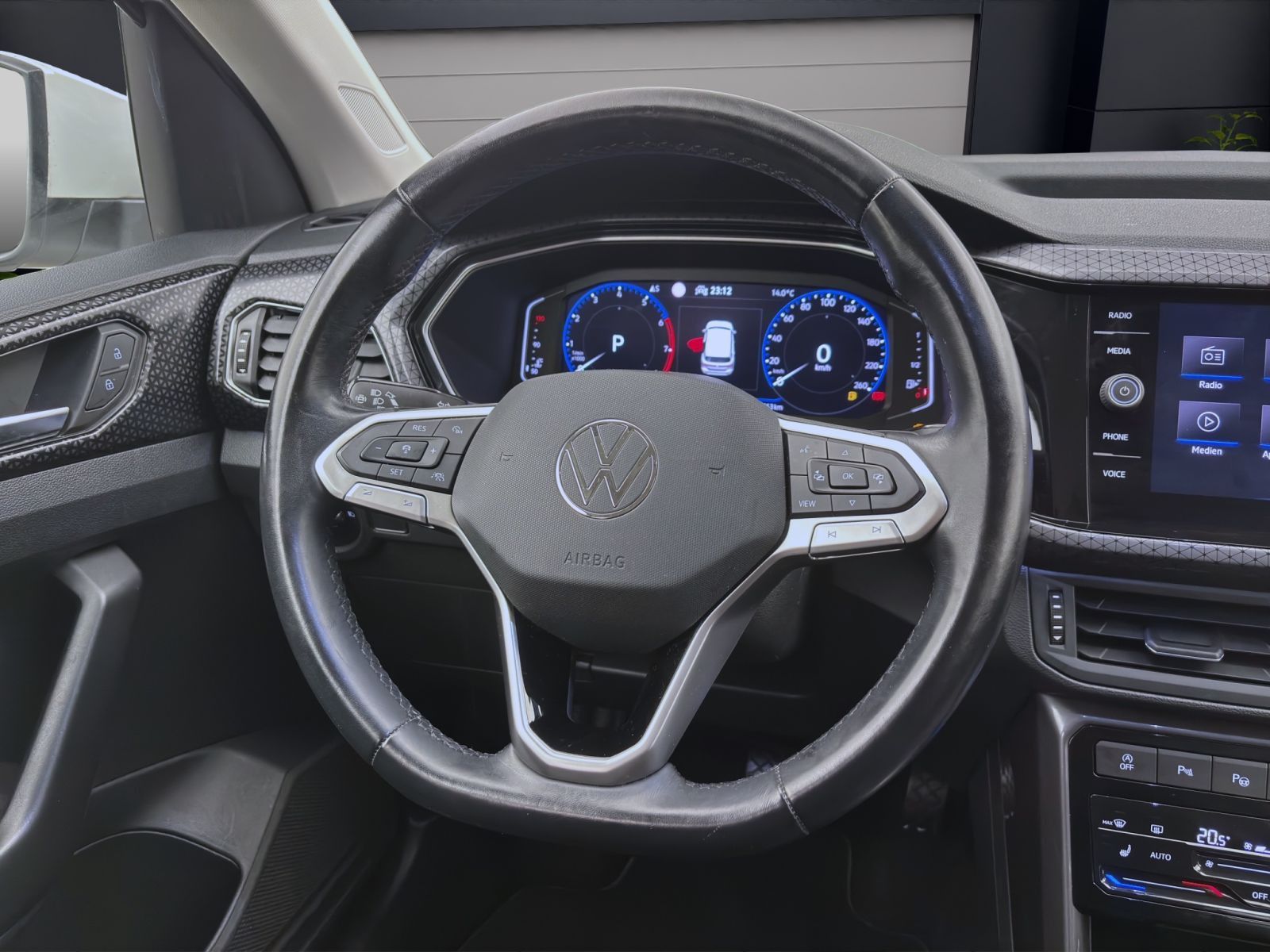 Volkswagen T-Cross - Bild 11