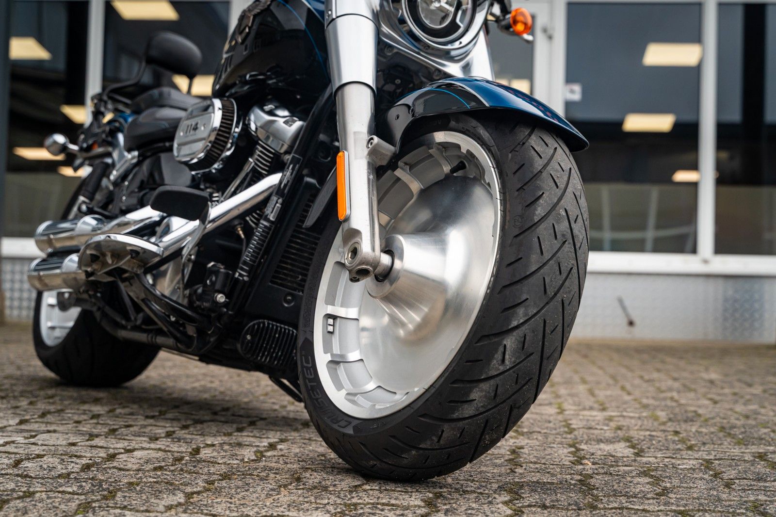 Fahrzeugabbildung Harley-Davidson FLFBS FAT BOY SOFTAIL 114 CUI ANV. JEKILL&HYDE