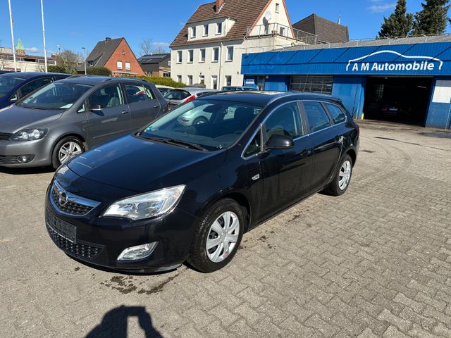 Opel Astra J Sports Tourer Innovation