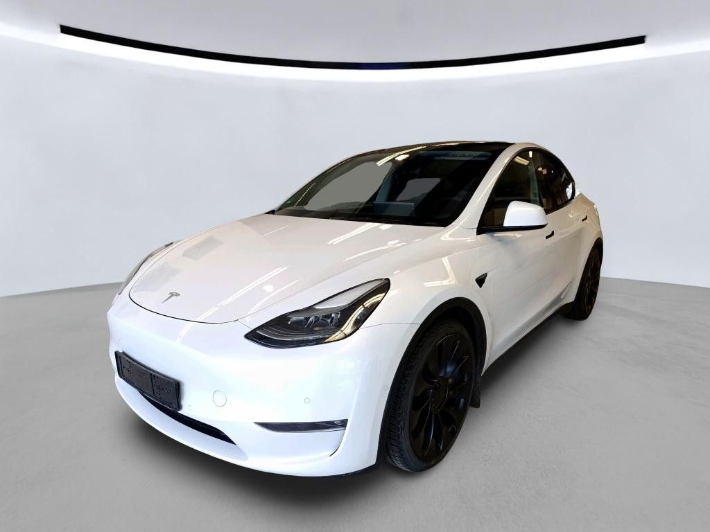 Image of Tesla Model Y