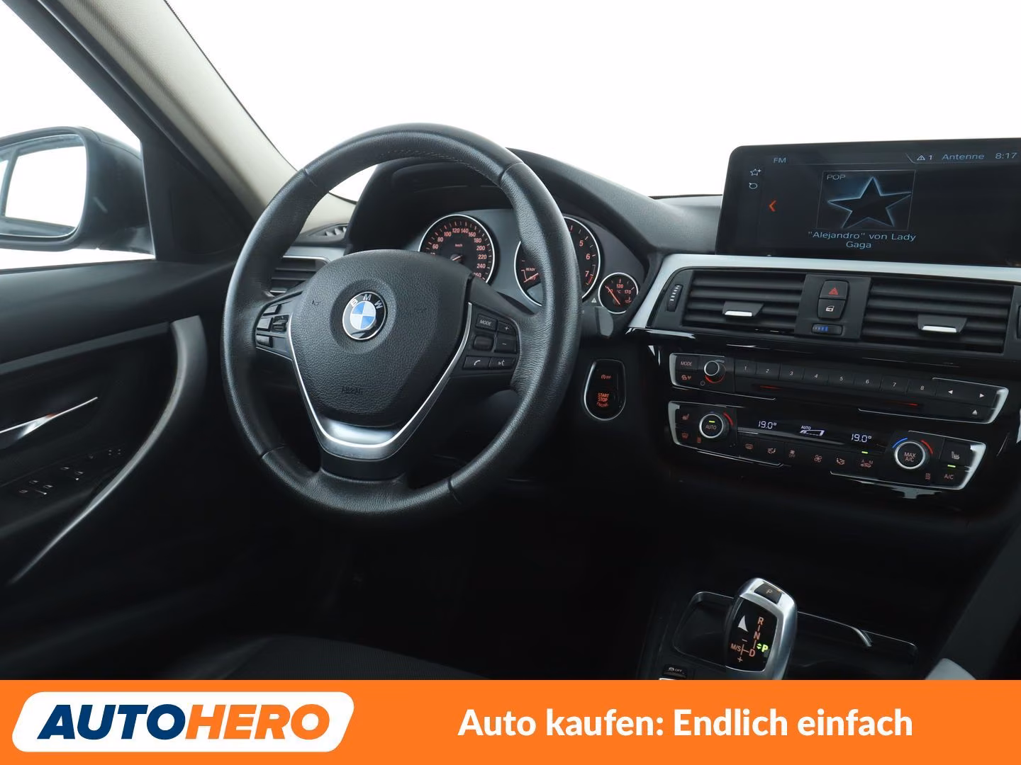 BMW 3er 320i Advantage Aut.*NAVI*LED*TEMPO*PDC*SHZ*
