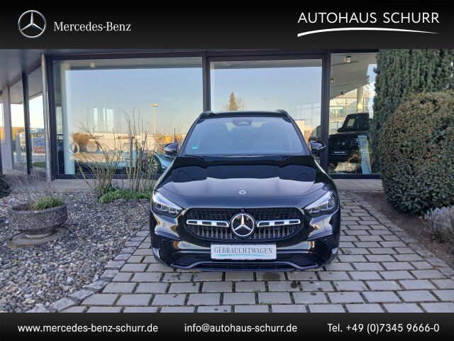 Mercedes-Benz GLA 180 Progressive/Navi/Distronic/KeylessGo/LED