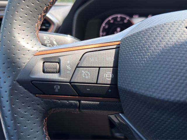 Leon Sportstourer 1.5 TSI Basis SHZ NAVI ACC LED
