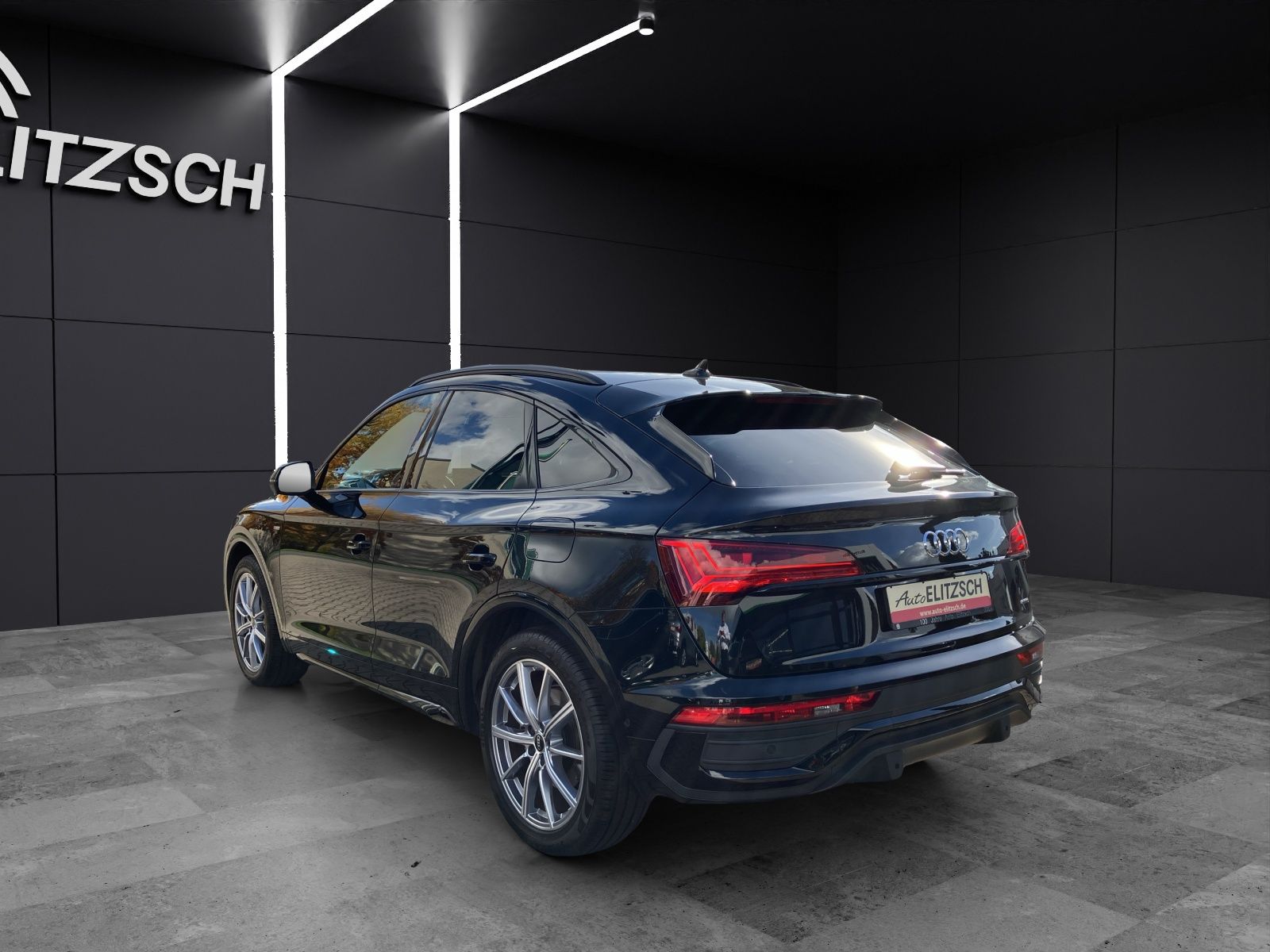 Fahrzeugabbildung Audi Q5 Sportback 55 TFSI e quattro S line LED Pano L