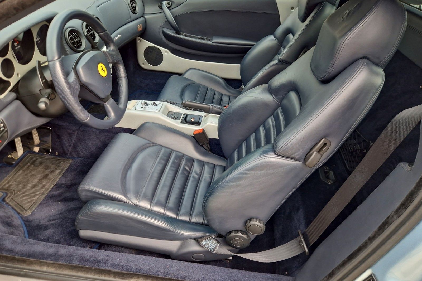 Fahrzeugabbildung Ferrari 360 F1 Sunroof Coupé*Sammler*1/25