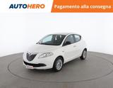 Lancia LANCIA Ypsilon 1.2 69 CV 5 porte Gold - weiße Lancia Ypsilon