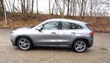 Mercedes-Benz GLA 180 AMG-Line-Sport LED MBUX Garan. AHK 19 Z - Mercedes-Benz GLA 180: Von Privat