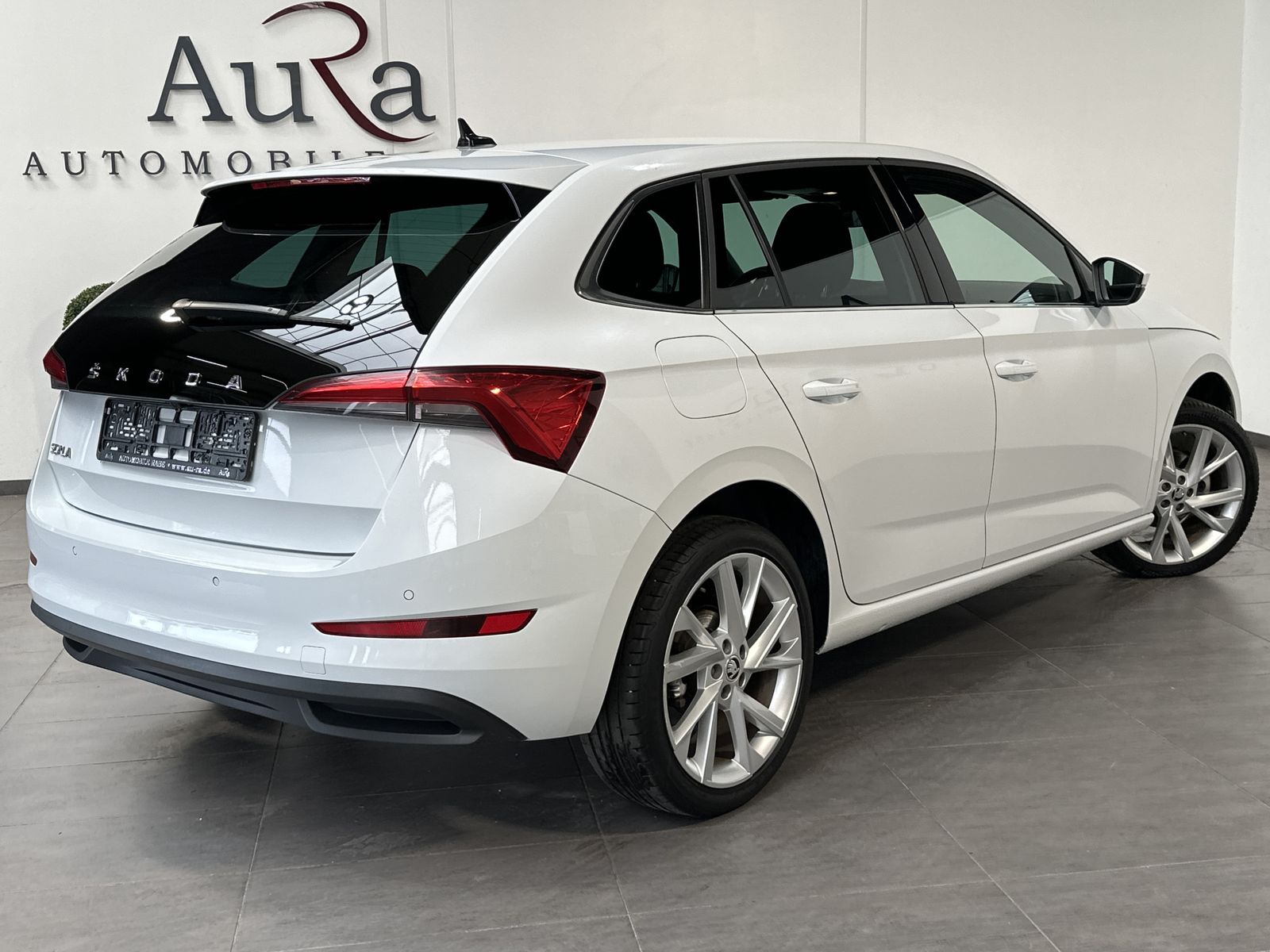 Fahrzeugabbildung SKODA Scala 1.5 TSI DSG Style LED+ACC+KAMERA+SHZ+CARPL