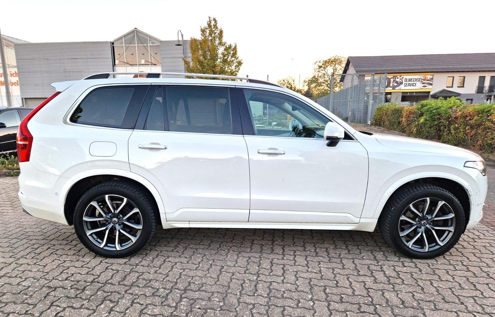 Volvo XC 90 XC90 Momentum AWD