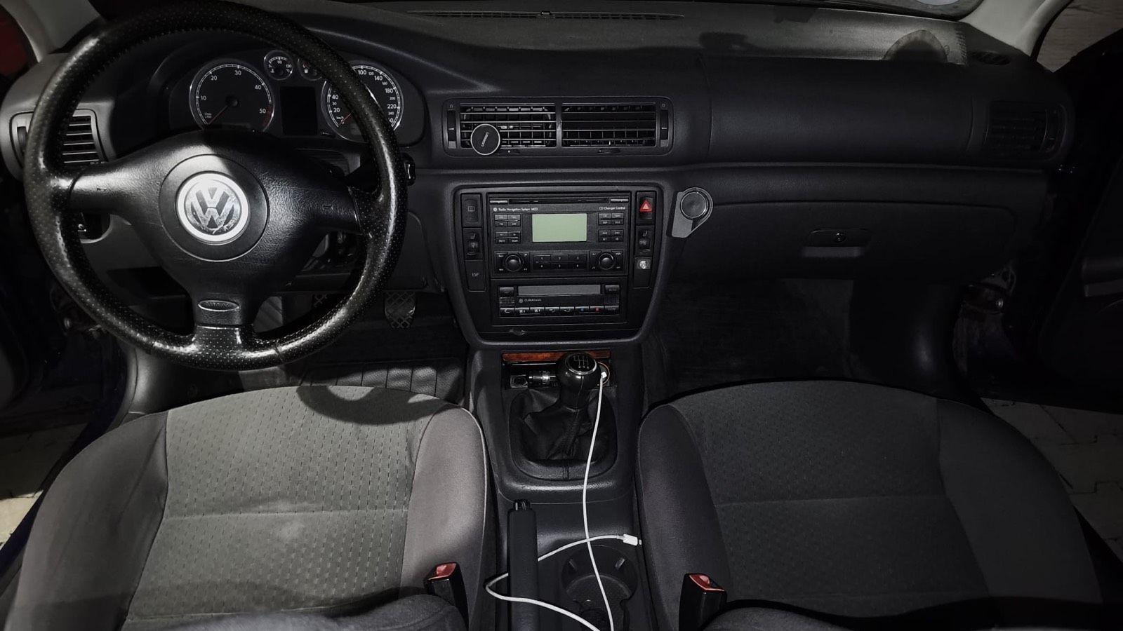 Volkswagen Passat 2005 — photo 10